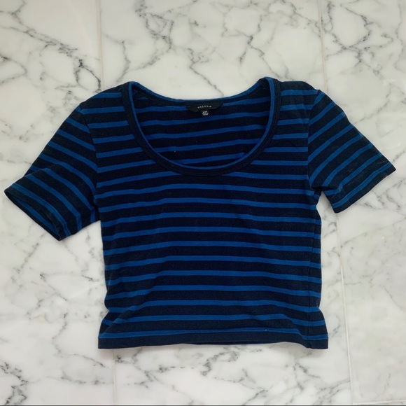 TALULA striped short-sleeved crop top - Picture 2 of 5